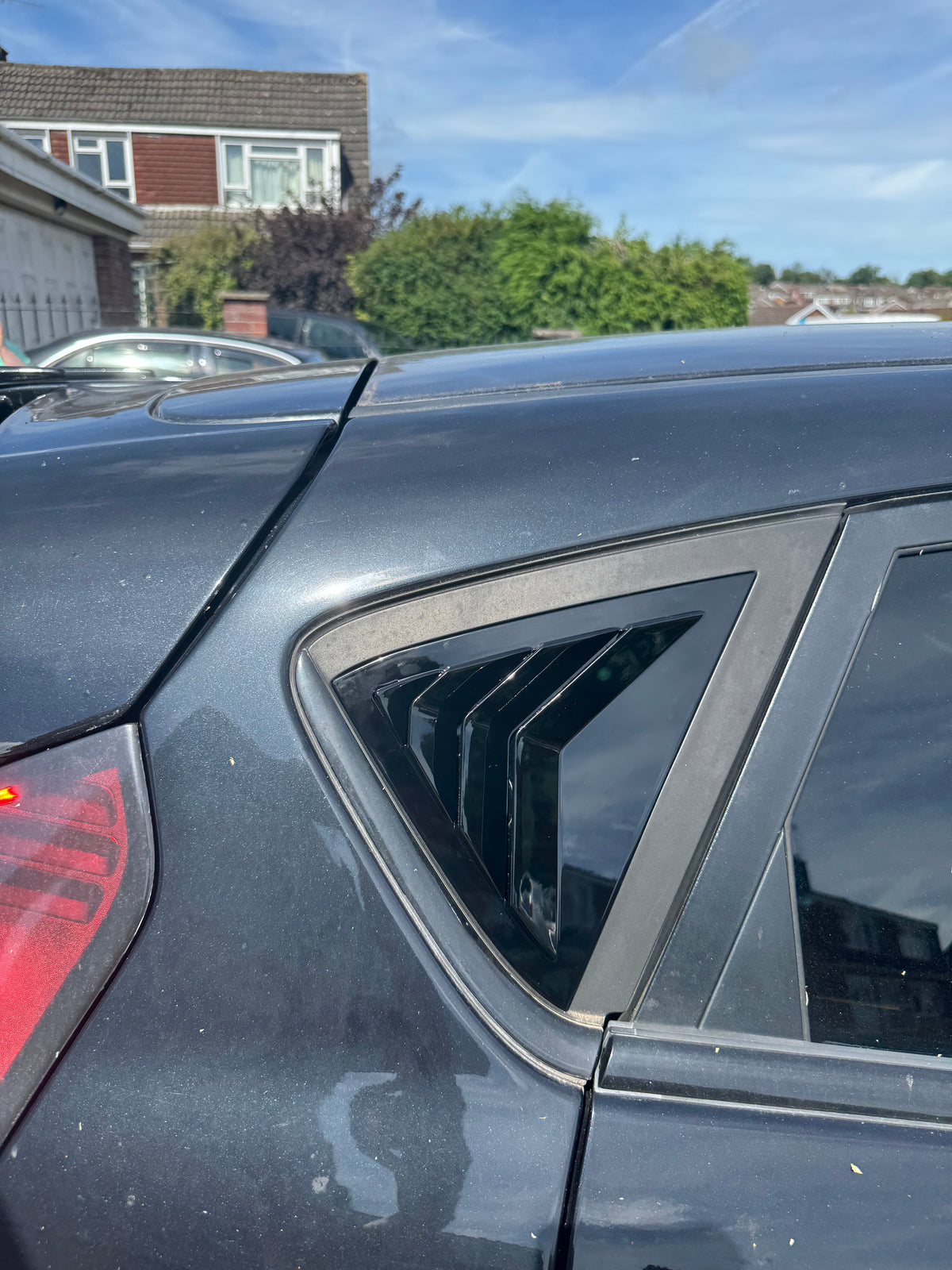 Ford Fiesta MK7/7.5 4 Door Small Rear Side Window Louvres