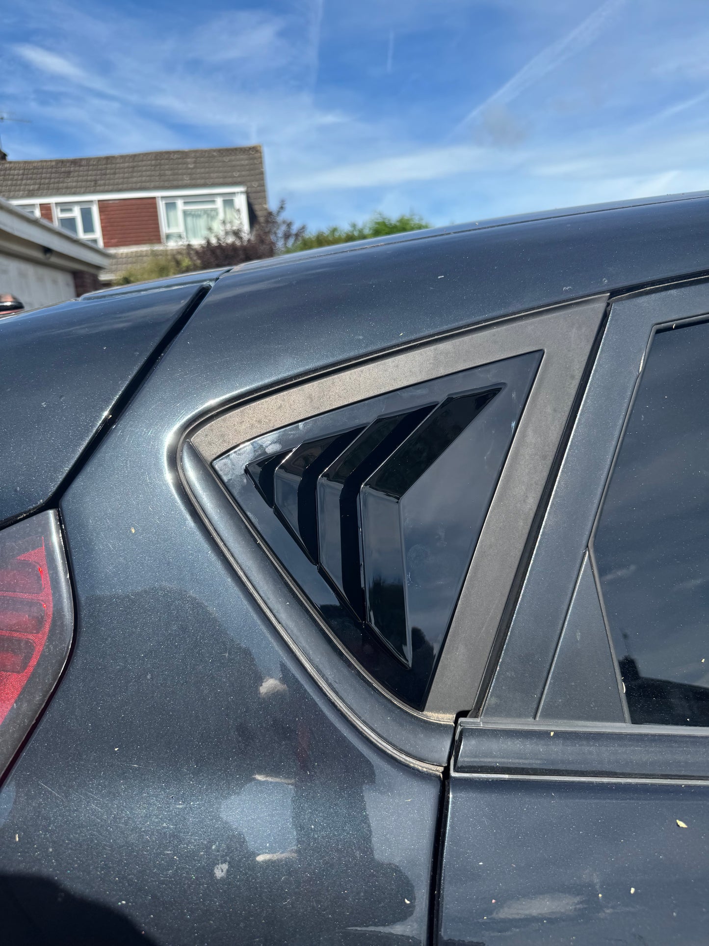 Ford Fiesta MK7/7.5 4 Door Small Rear Side Window Louvres