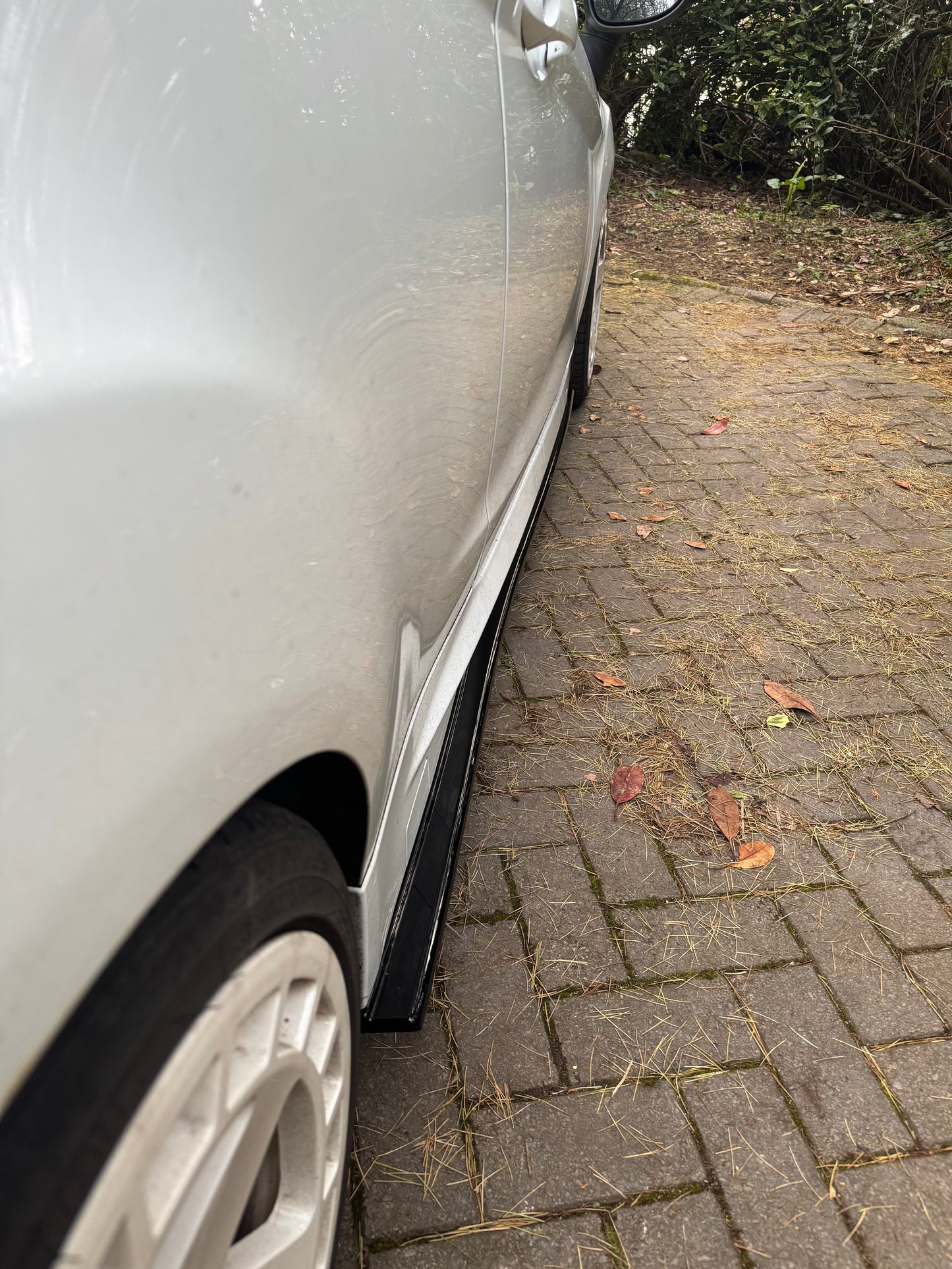 Ford Fiesta MK7/7.5 Side Skirt Splitters